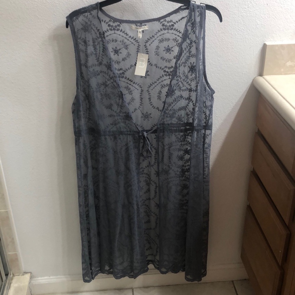 Maurice’s sleeveless lace vest